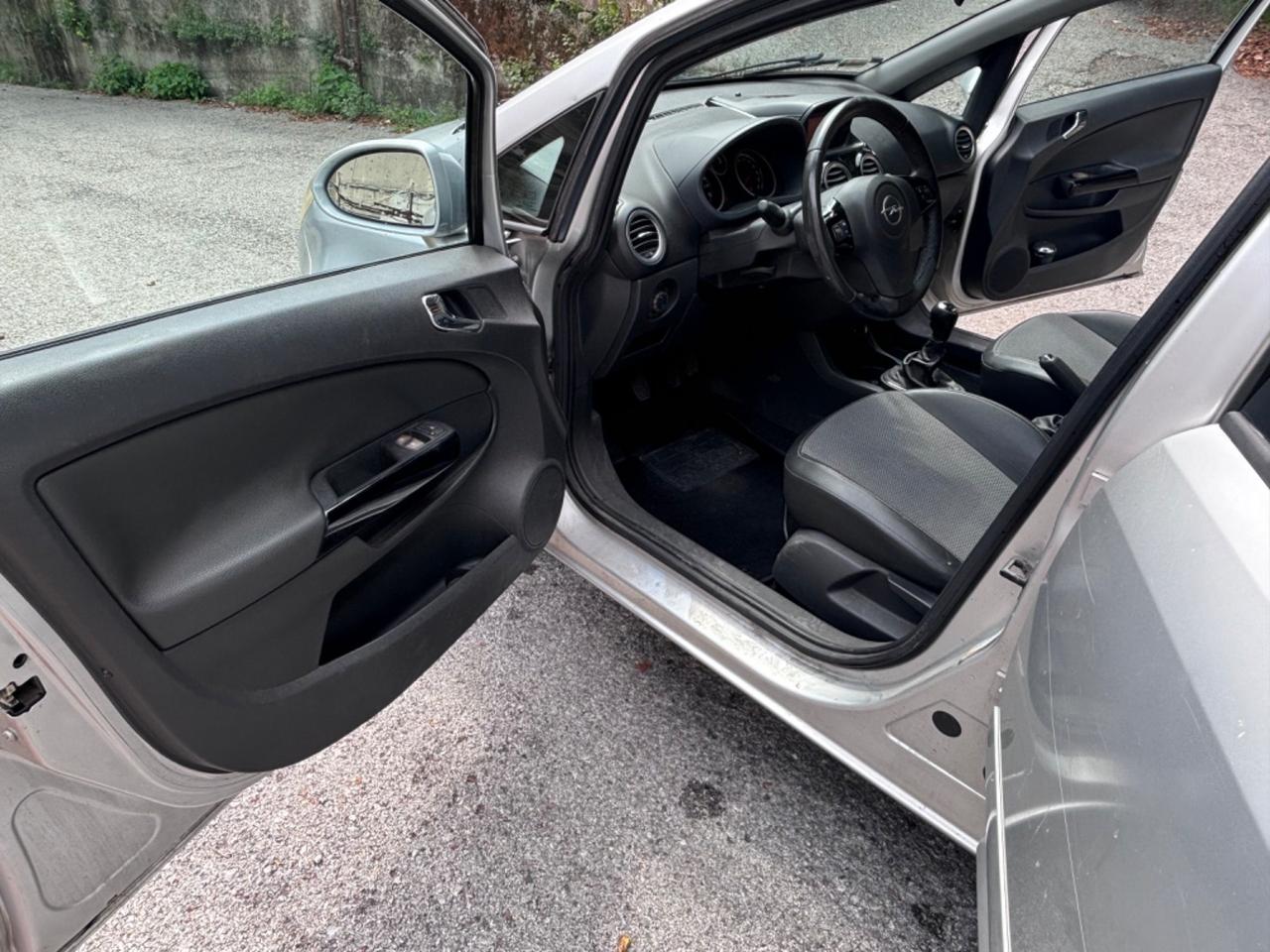 Opel Corsa 1.3 CDTI 90CV 5 porte Cosmo