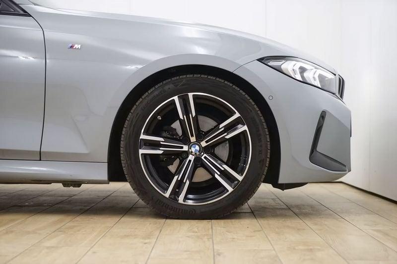 BMW Serie 3 320d 48V Touring Msport LED ACC NAVI RESTYLING 25