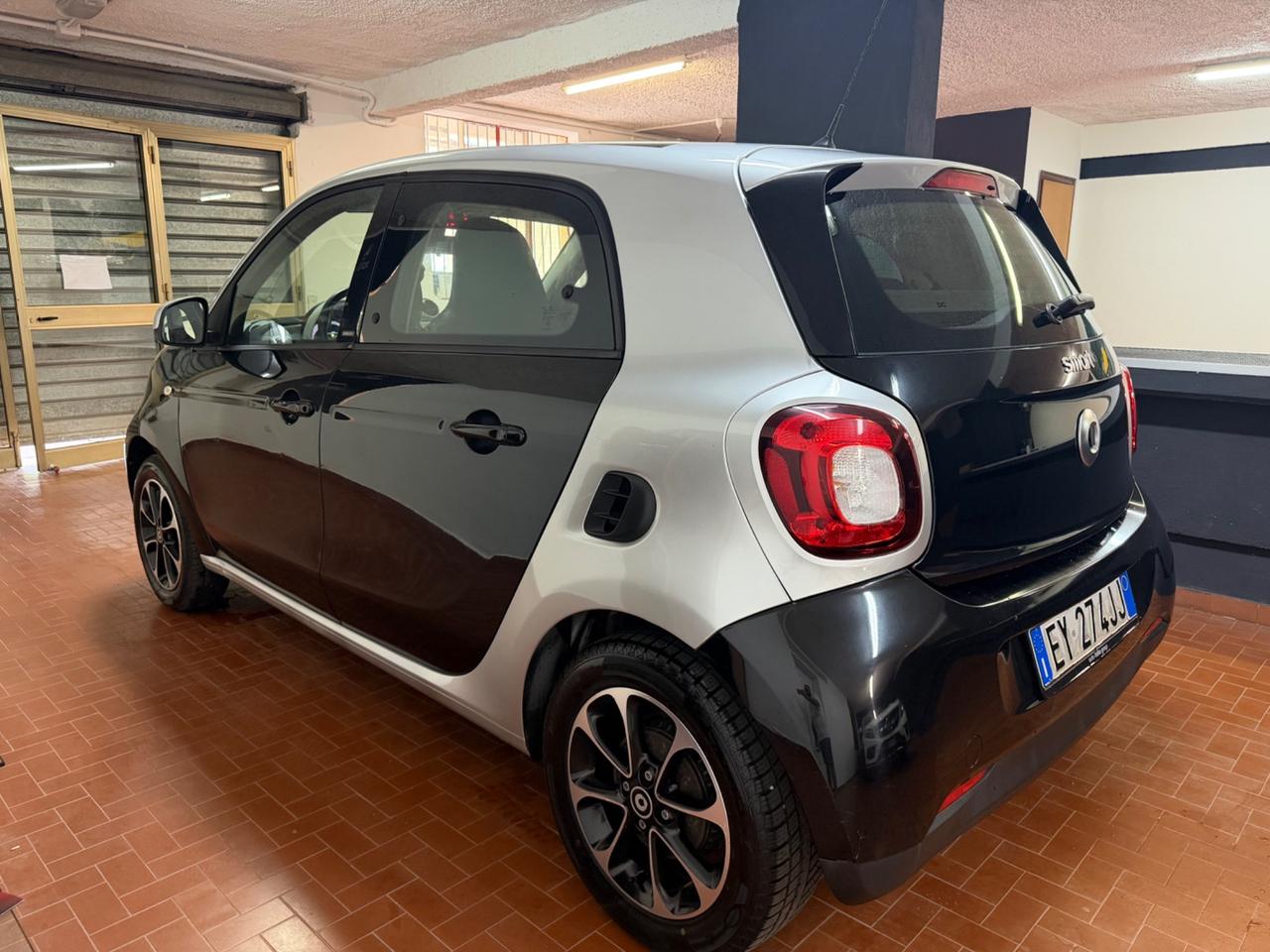 Smart ForFour 70 1.0 Prime 5P