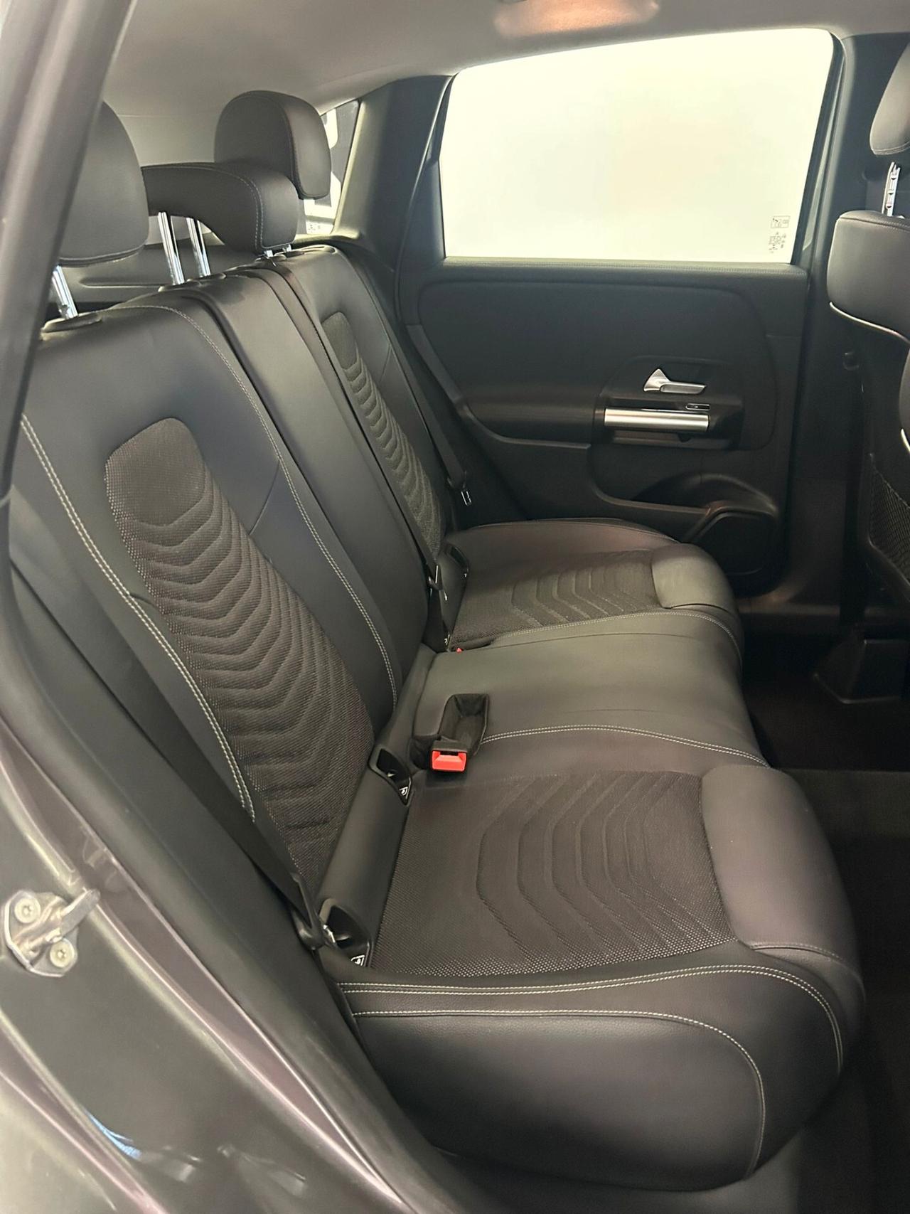 Mercedes B 180 d AMG Line Premium Plus 2023