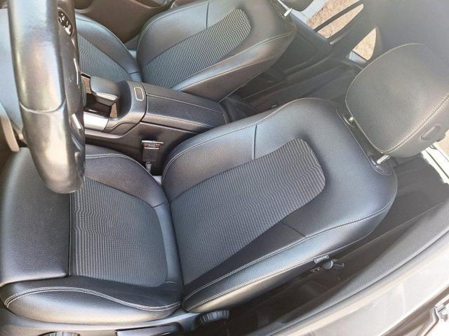 MERCEDES-BENZ GLA 200 d Automatic Sport Plus