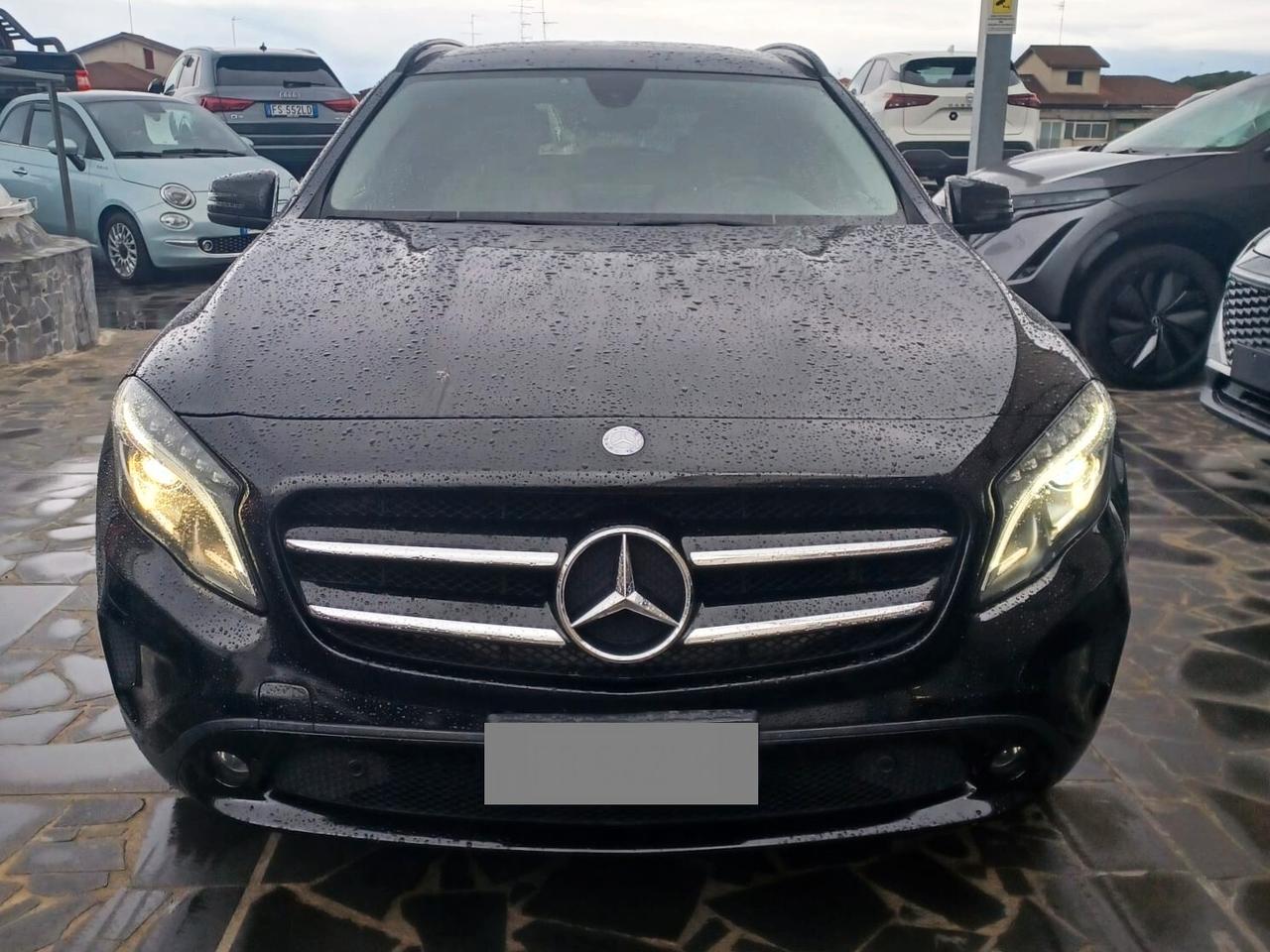 Mercedes-benz GLA 200 d Automatic Premium
