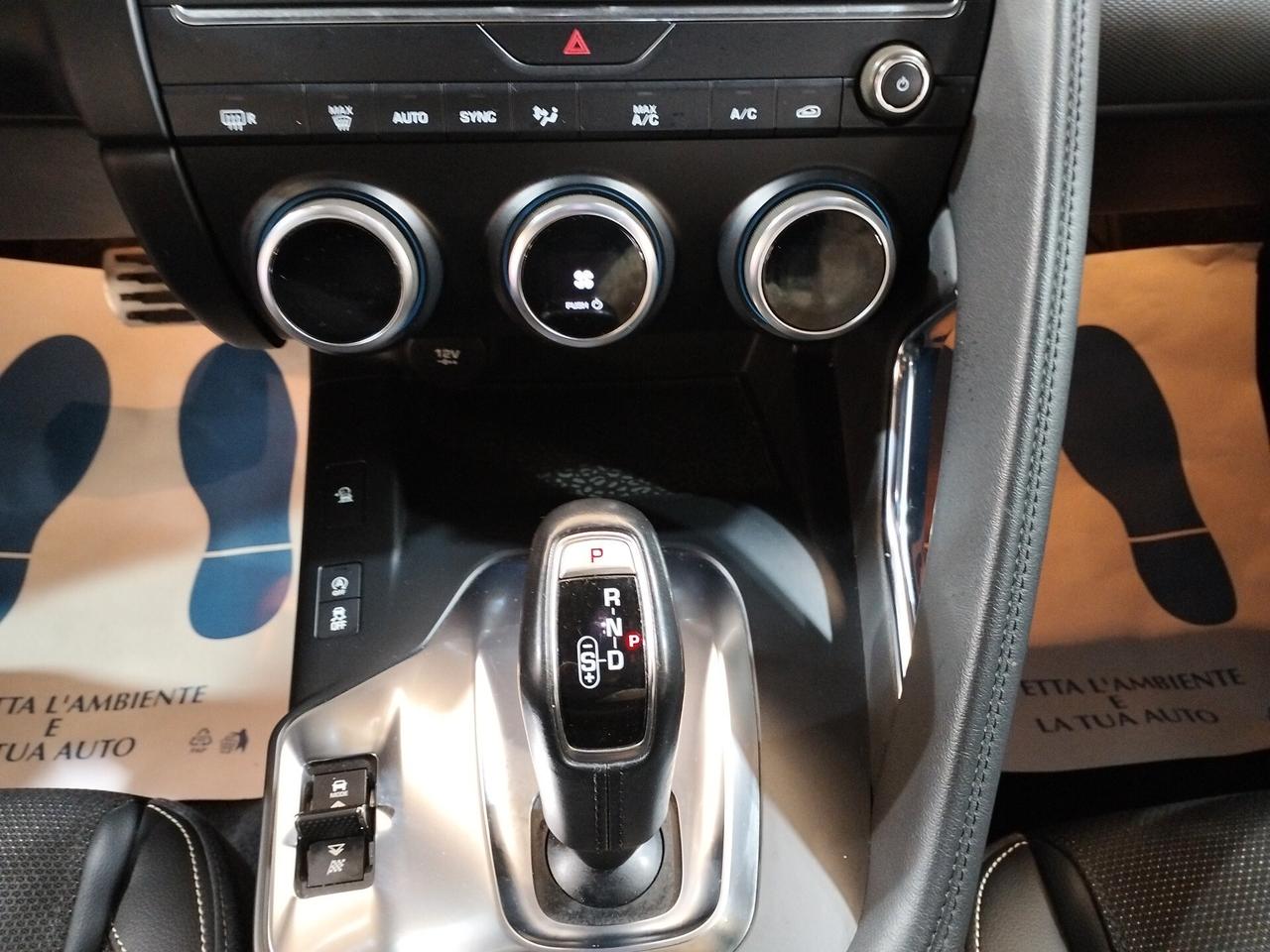 Jaguar E-Pace 2.0D 180 CV AWD R-Dynamic S