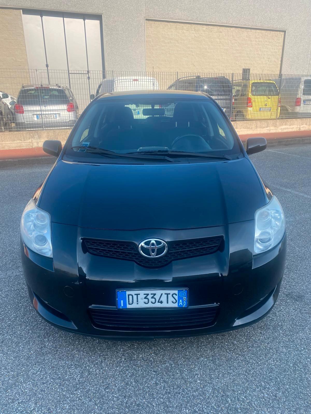 Toyota Auris 2.0 D-4D DPF 5 porte Sol MY'08