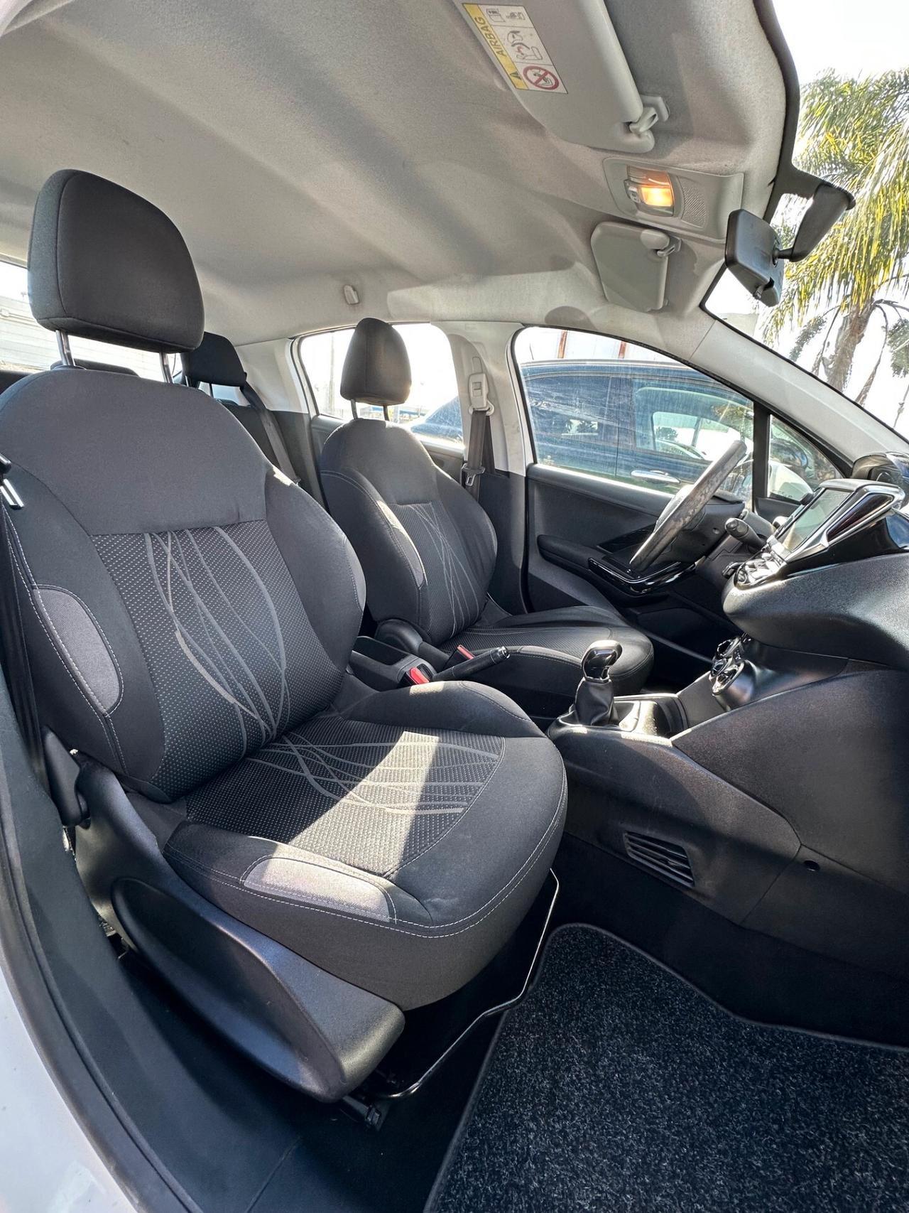 PEUGEOT 208 1.4 HDI DIESEL 2015 OK NEOPATENTATI