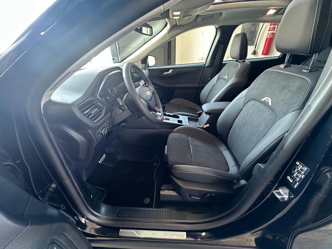 Ford Kuga 2.5 180CV FULL HYBRID 2WD ACTIVE X