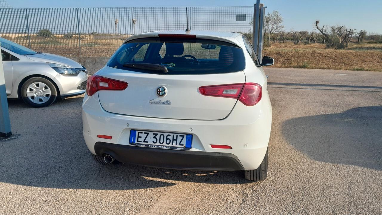 Alfa Romeo Giulietta 1.6 JTDm-2 105 CV Distinctive