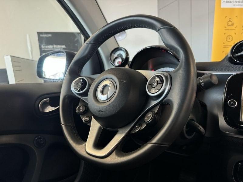 smart fortwo EQ Passion