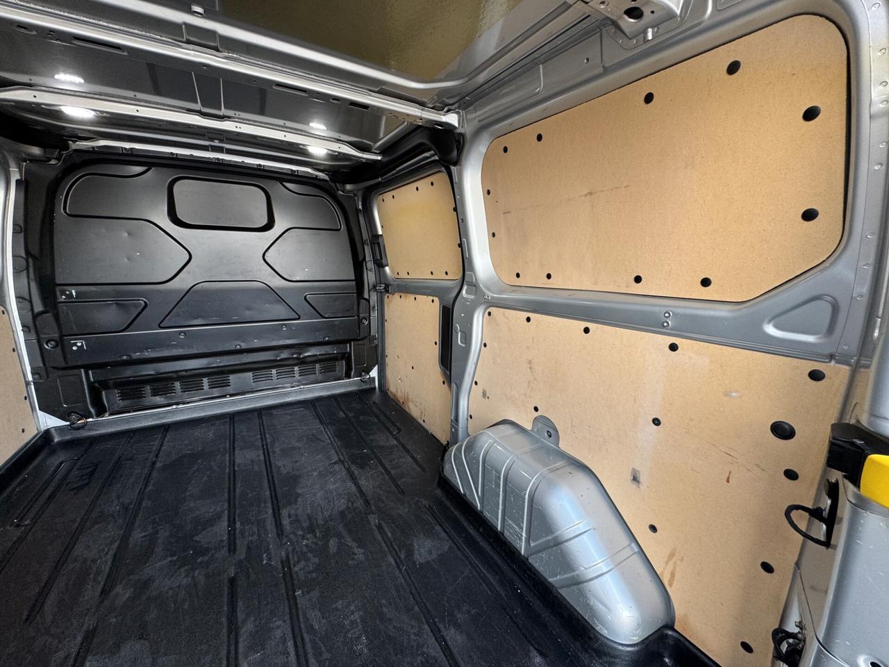 Ford Transit Custom Van 2.0 MHVE 130CV L1 H1 Trend