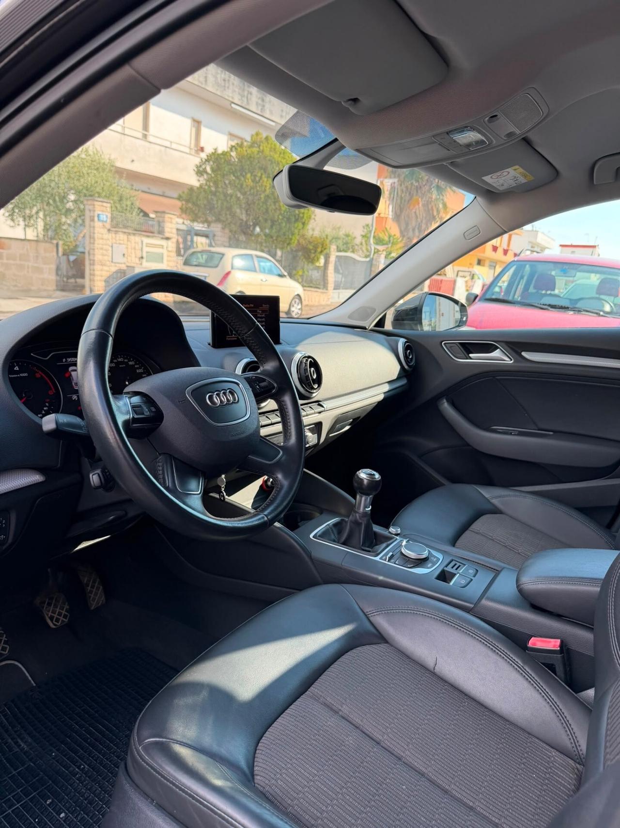 Audi A3 SPB 1.6 TDI Business-2016 NAVI/MISTO PELLE