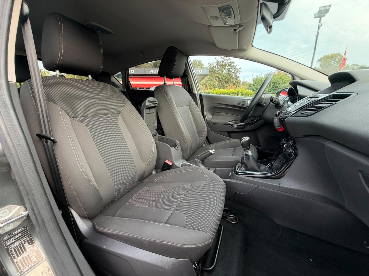 Ford Fiesta 1.4 5 porte Bz.- GPL NO FINANZIAMENTO