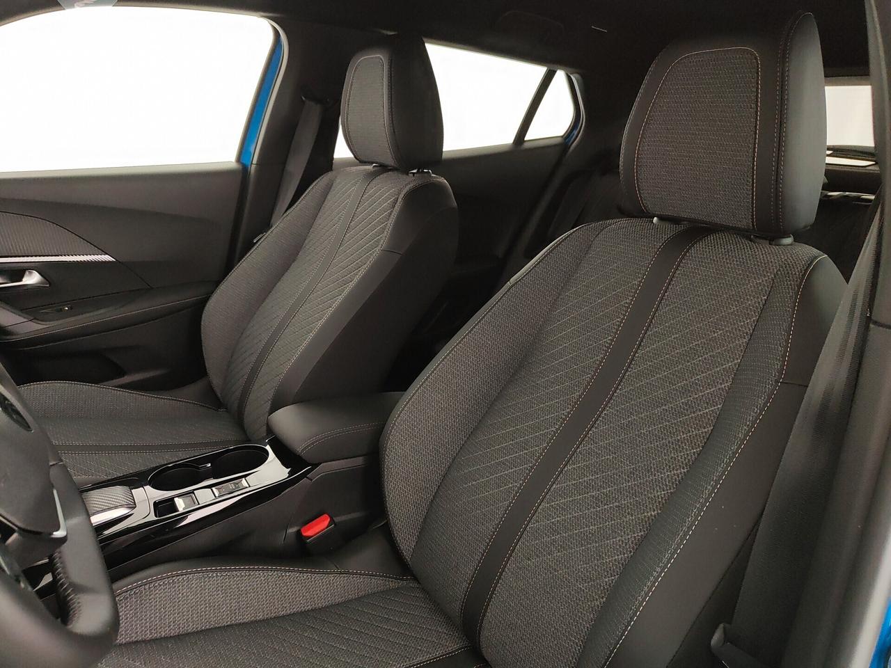 Peugeot 2008 Hybrid 145 e-DCS6 Allure