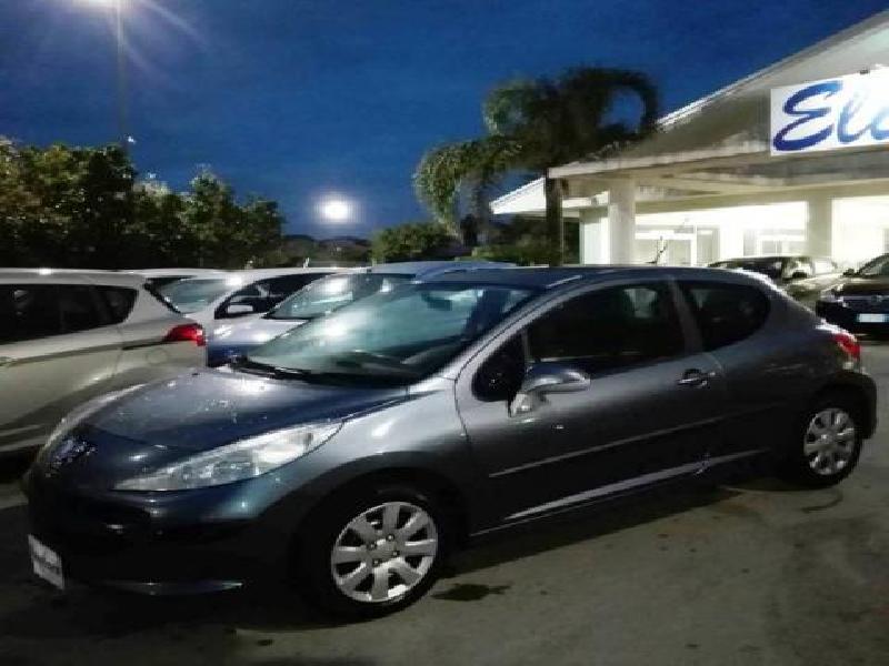 PEUGEOT 207 1.4 HDI 3P diesel - adatta ai neopatentati