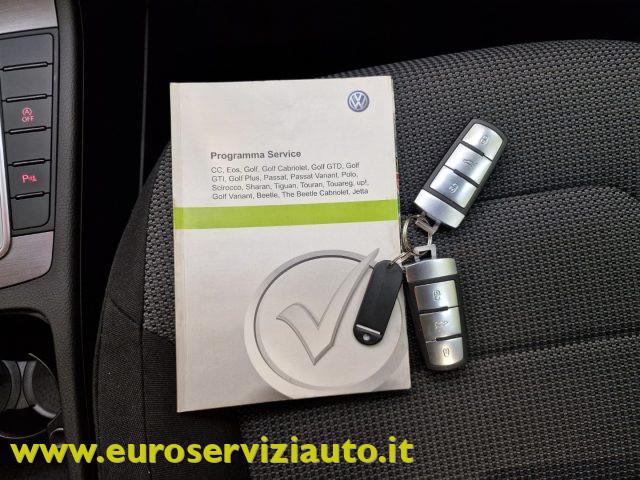 VOLKSWAGEN Passat VARIANT. 1.6 TDI DSG Comfortline