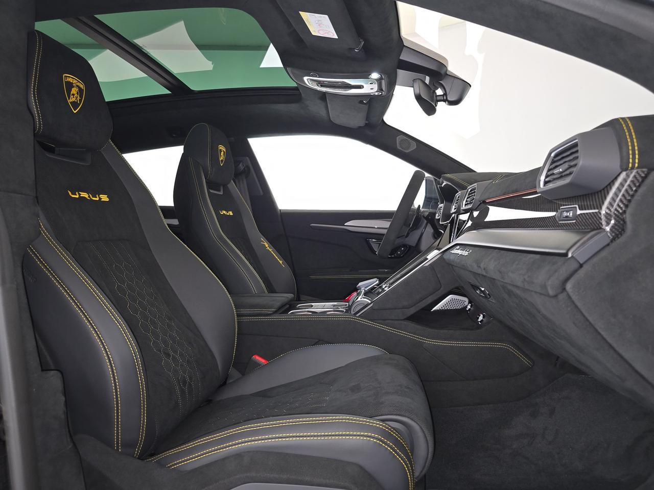 4.0 v8 Performante - Carbon Pack completo