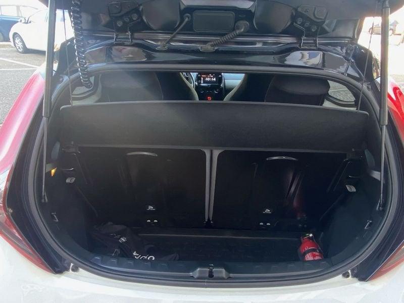 Toyota Aygo Aygo Connect 1.0 VVT-i 72 CV 5 porte x-play