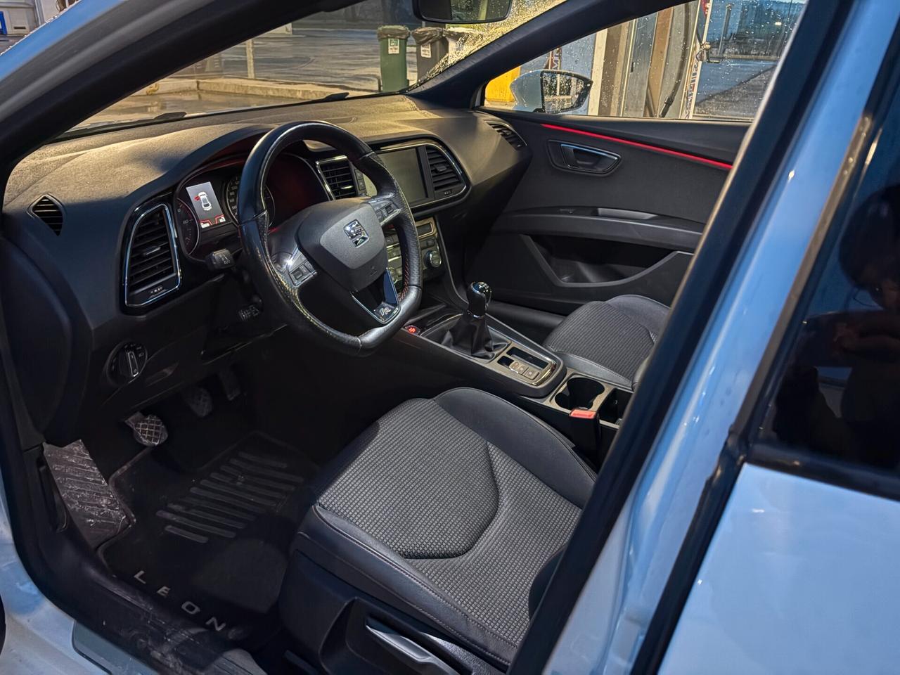 Seat Leon 1.5 TGI ALLESTIMENTO FR