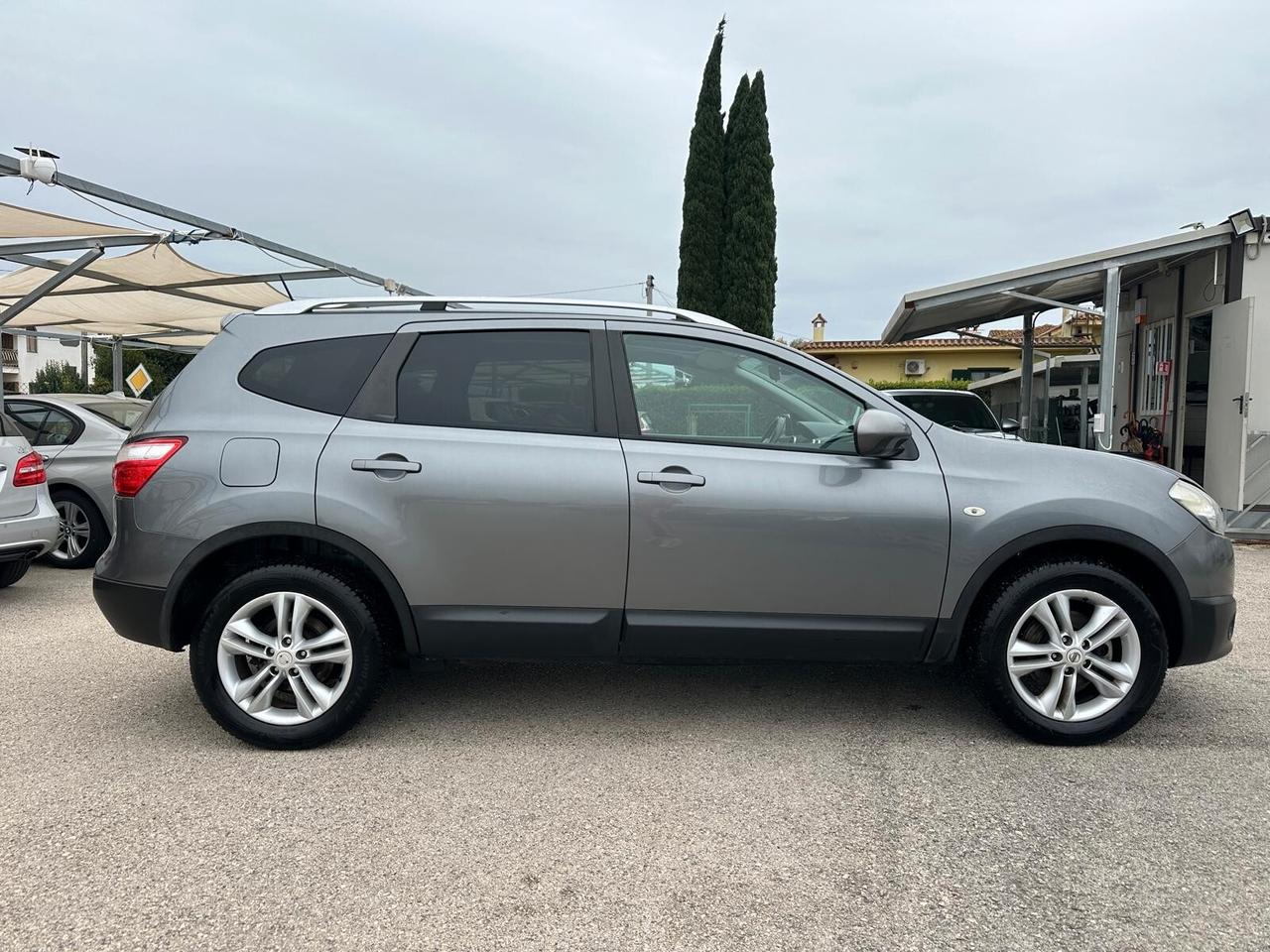 Nissan Qashqai 1.5 Diesel 7 Posti