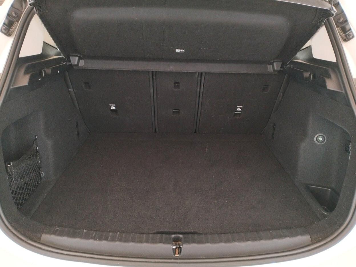 BMW 218d Active Tourer auto