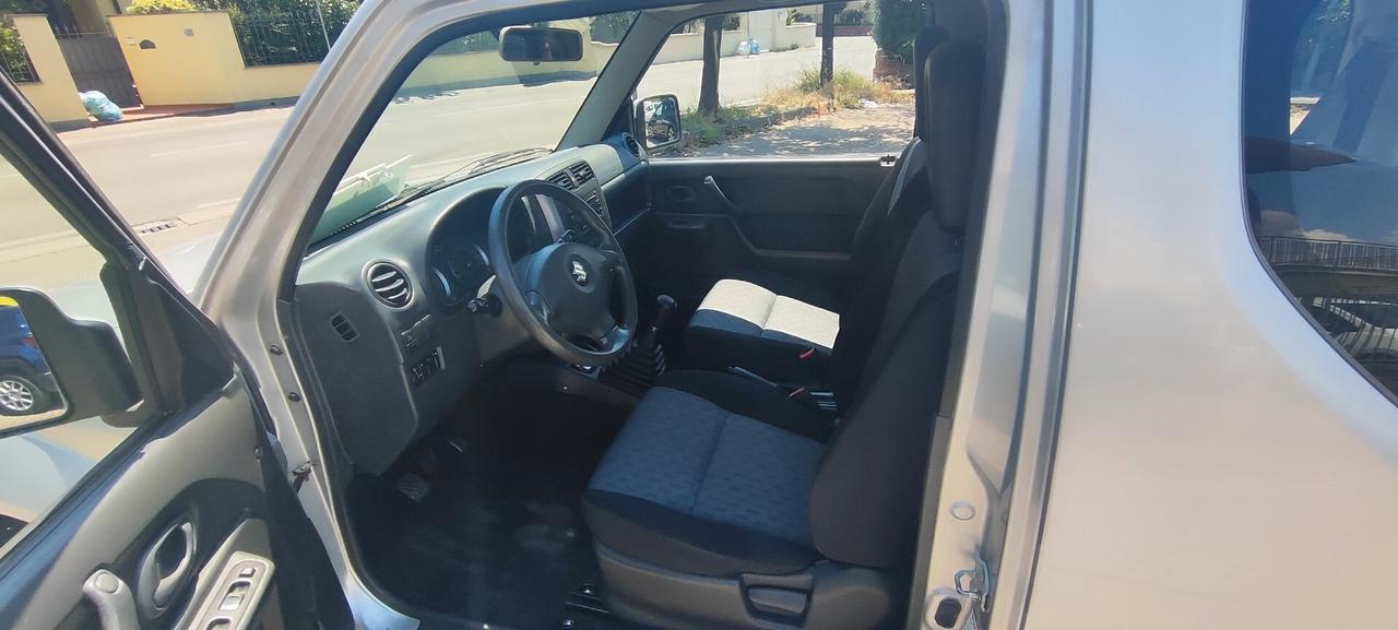 Suzuki Jimny 1.3i 16V cat 4WD Special