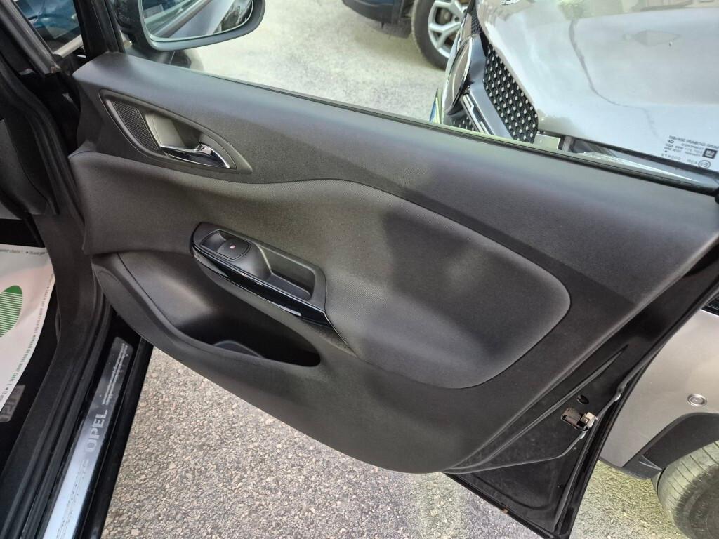 Opel Corsa 1.4 90CV GPL Tech 5 porte Black Edition