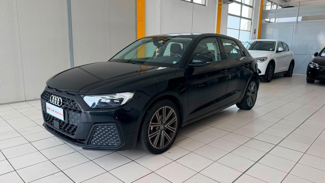 Audi A1 SPB 30 TFSI Identity Black