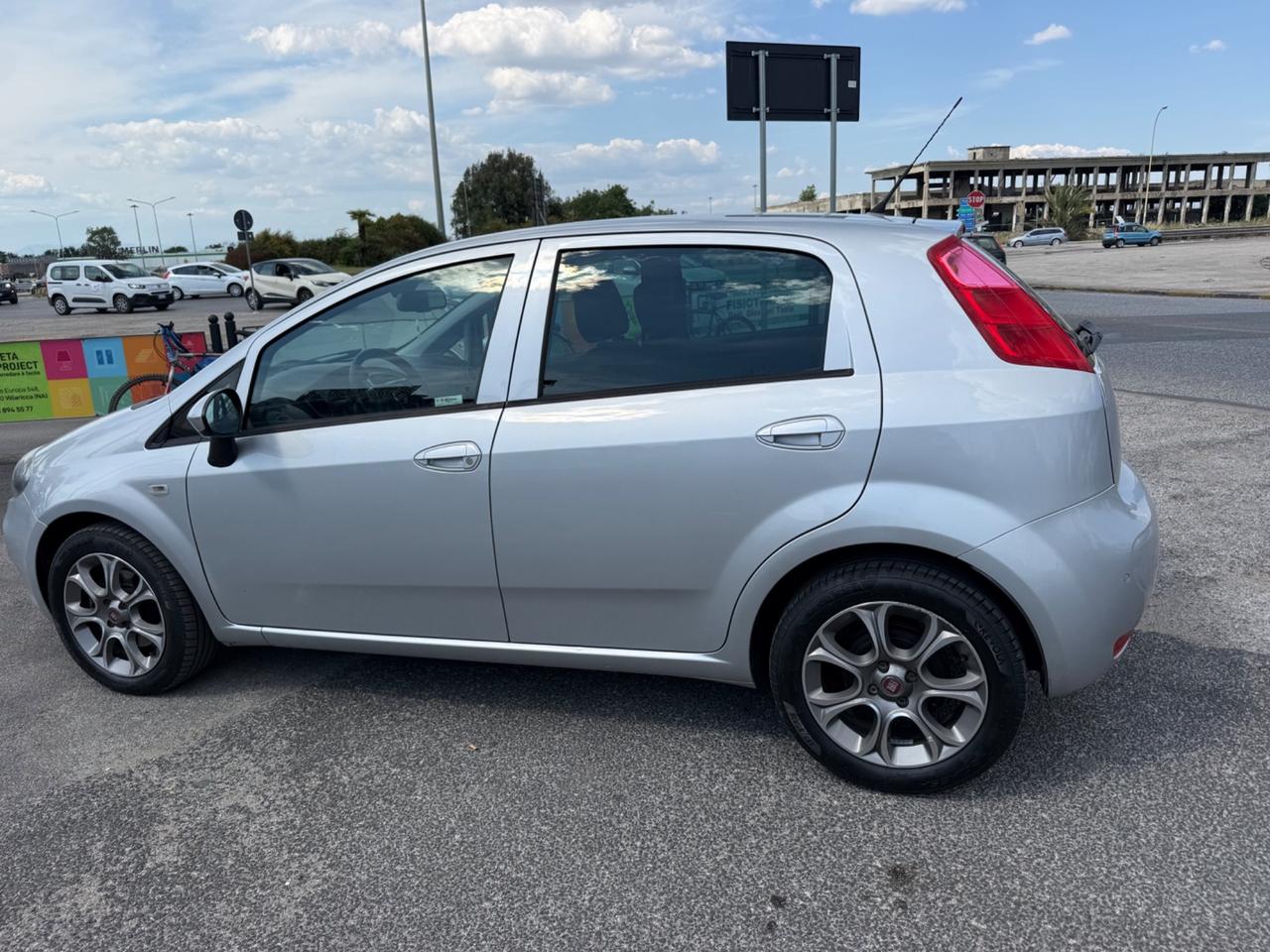 Fiat Punto 1.3 MJT II S&S 95 CV 5 porte Street