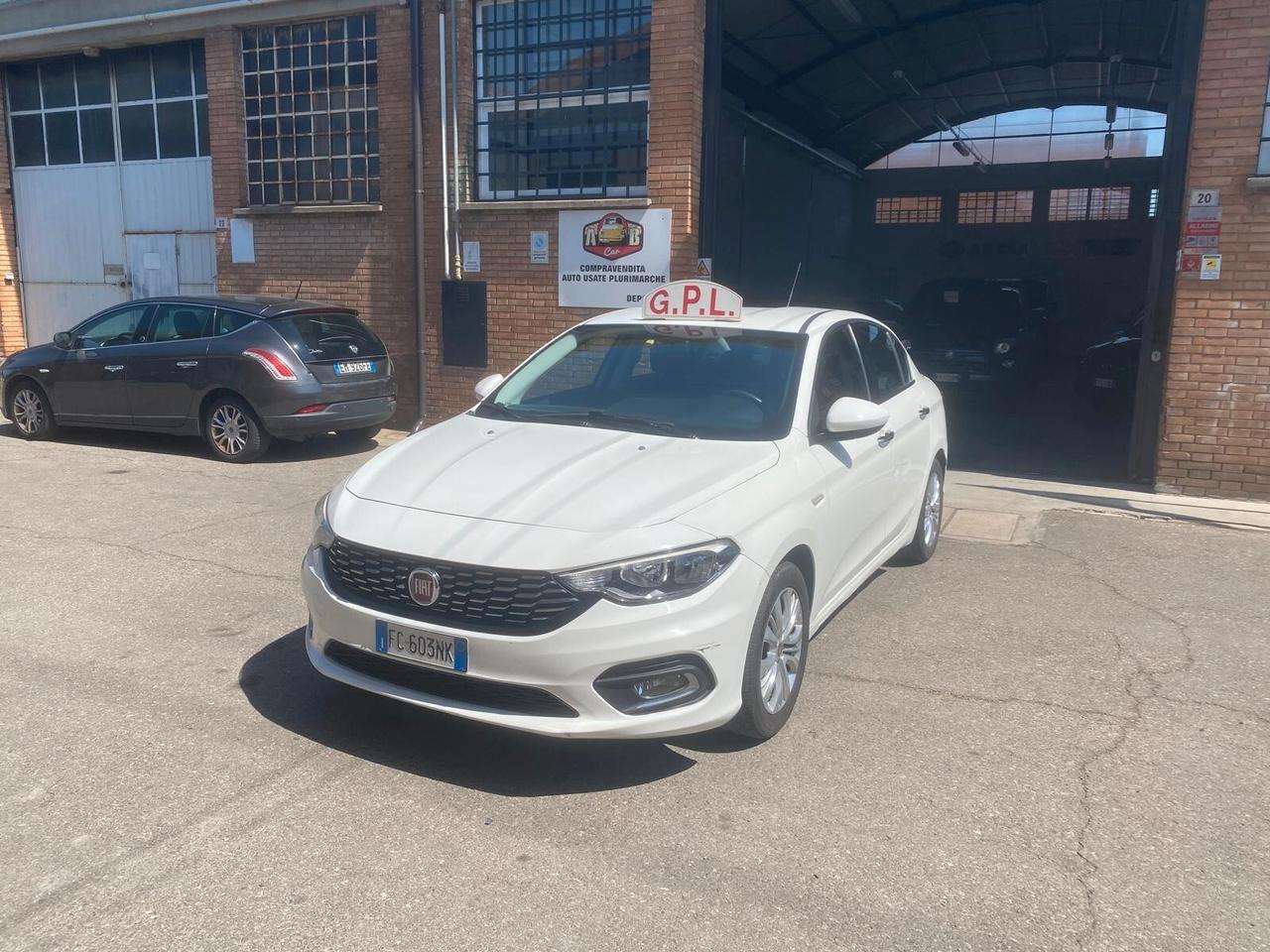 Fiat Tipo 1.4 95CV Opening Edition GPL - 1 PROPRIETARIO