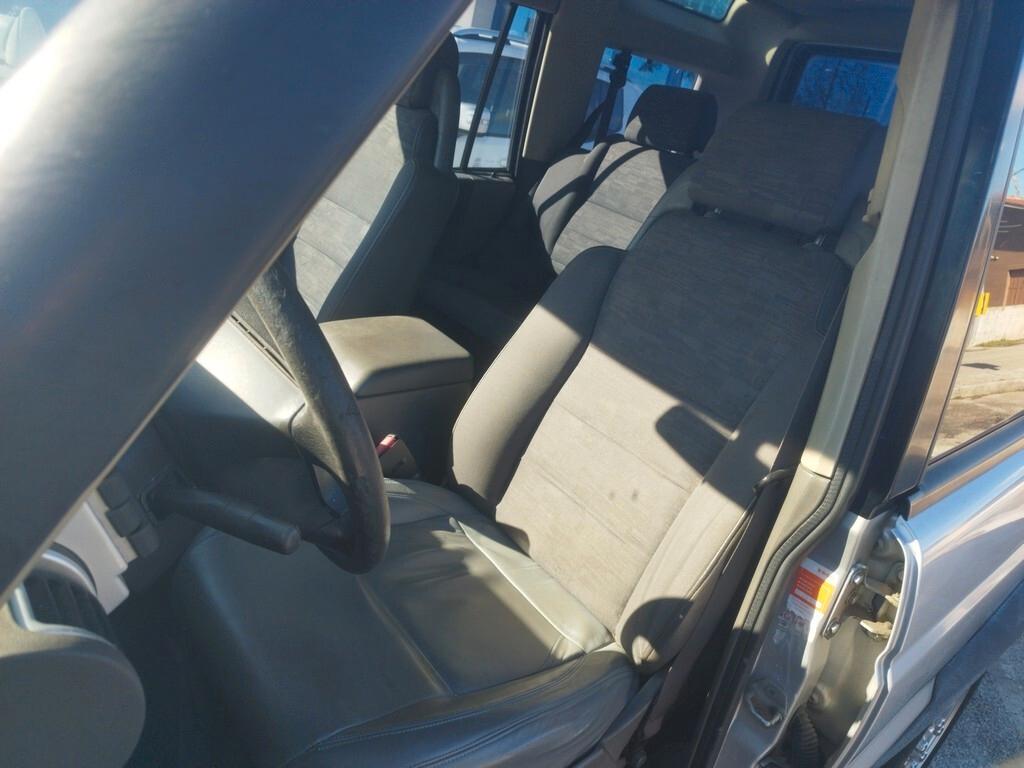 Land Rover Discovery 2.5 Td5 5p. Autocarro Luxury