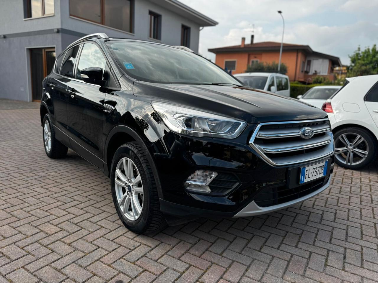 Ford Kuga 1.5 TDCI 120 CV S&S 2WD Titanium