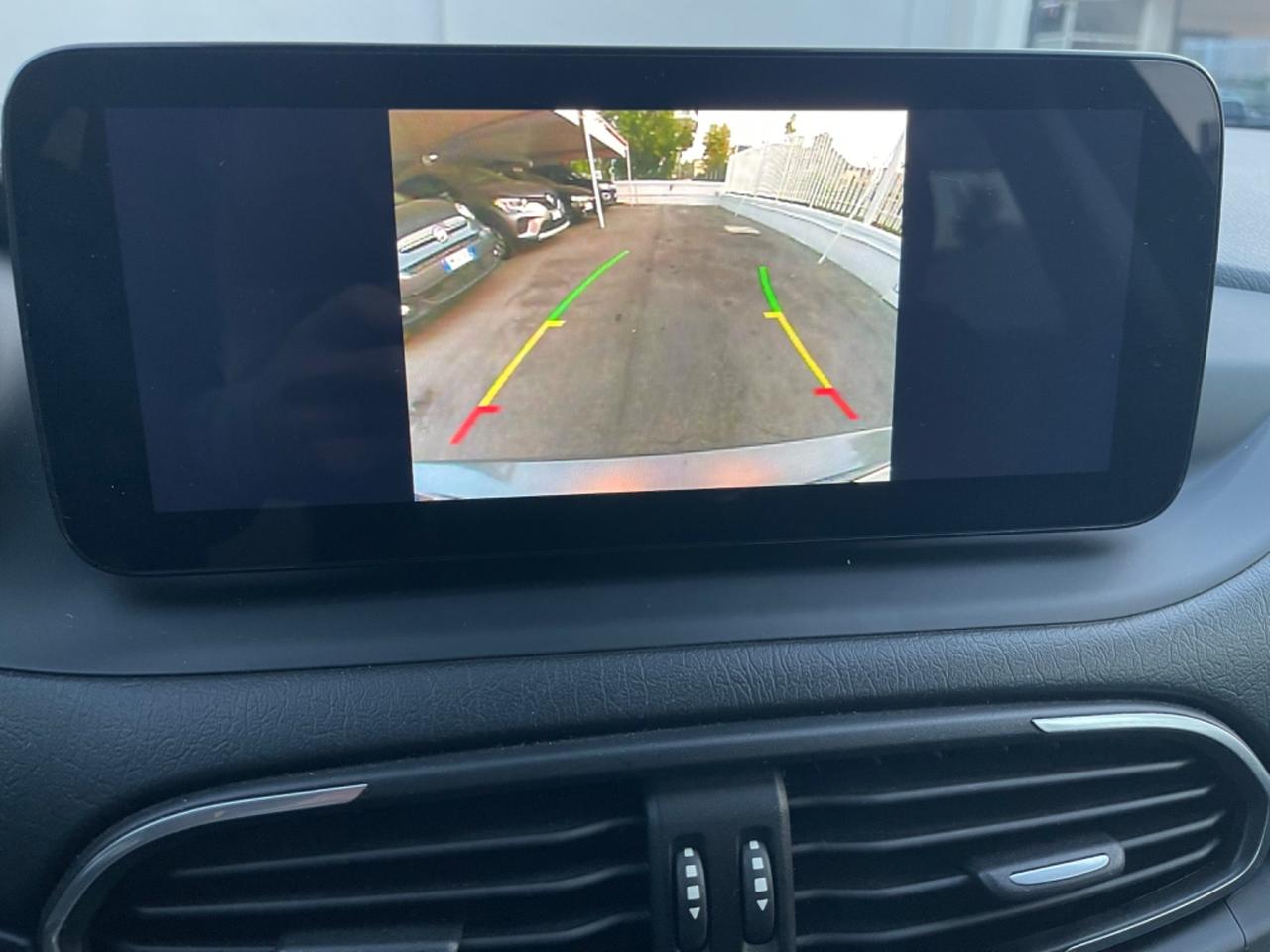 Fiat Tipo 1.6 Mjt S&S SW Cross KM 32.000! / BLOCK SHAFT