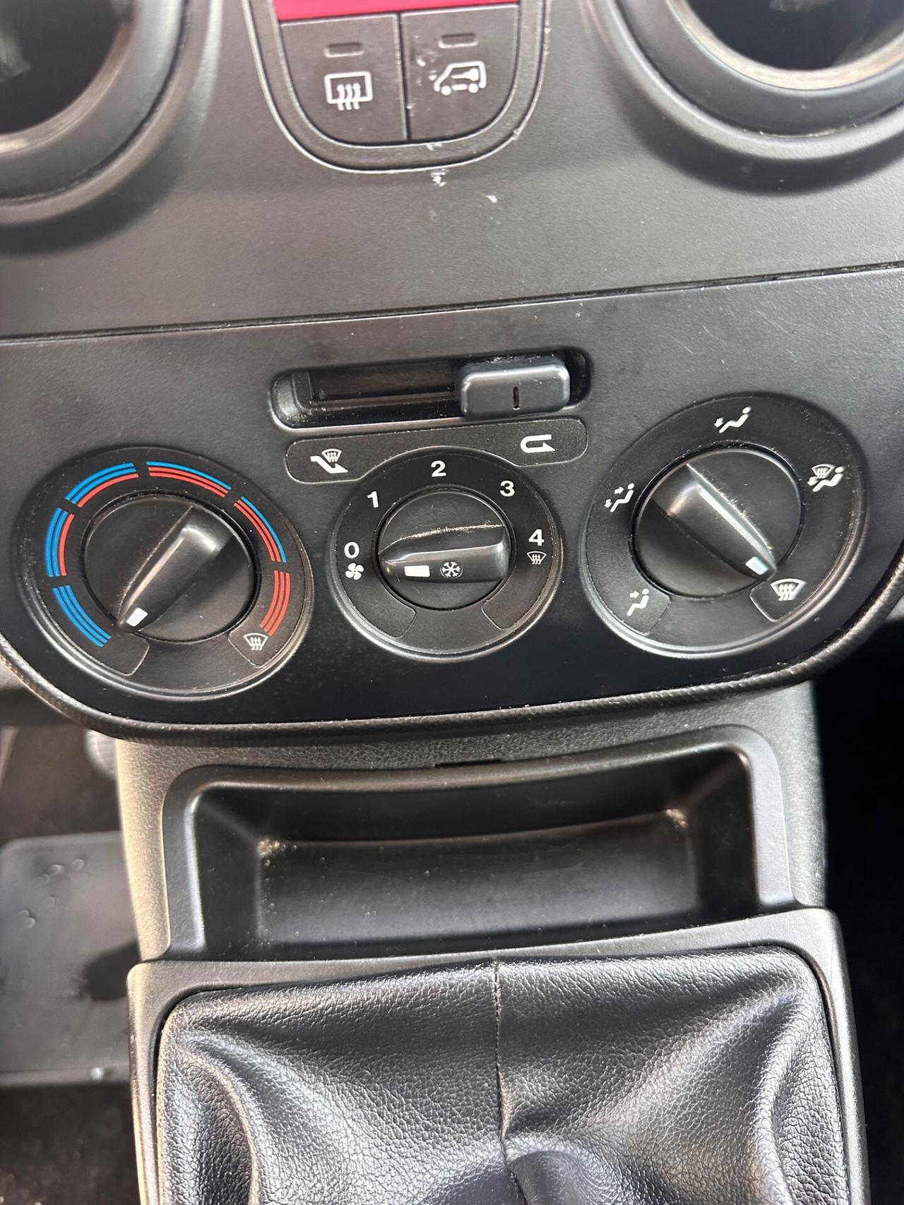 Fiat Fiorino 1.3 MJT 80CV Cargo SX 2018