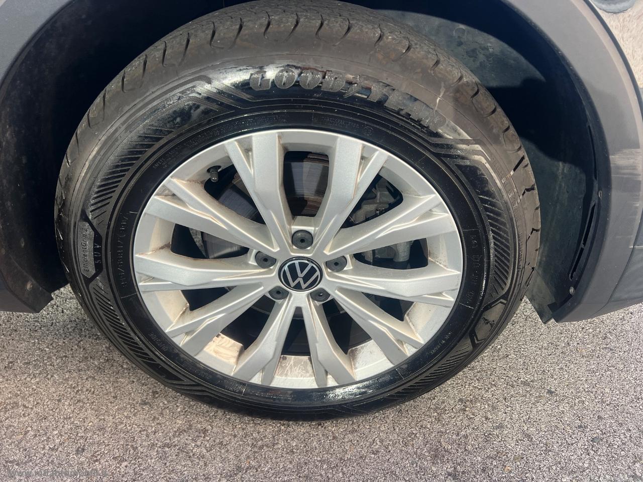 VOLKSWAGEN Tiguan 2.0 TDI 150CV SCR DSG Life IVA ESPOSTA