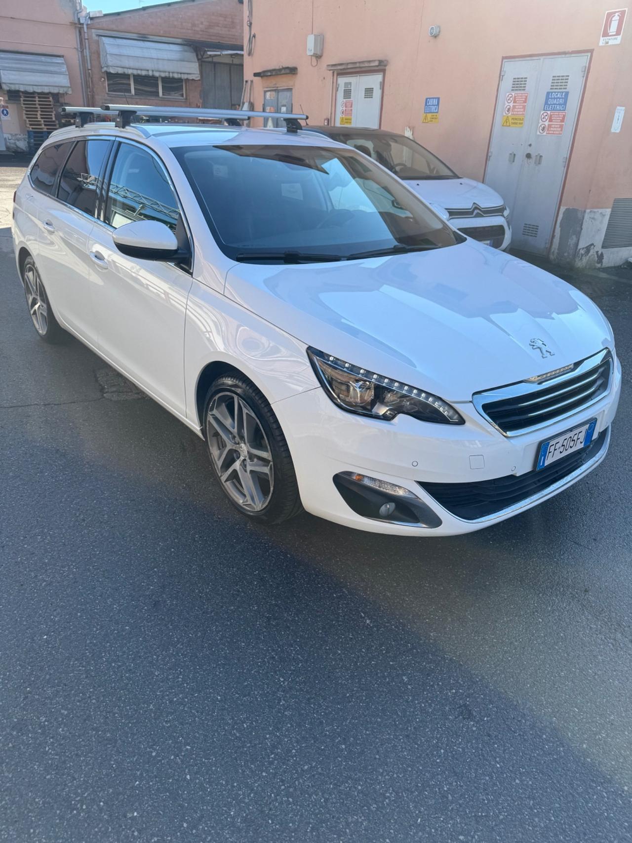 Peugeot 308 BlueHDi 120 S&S SW Allure