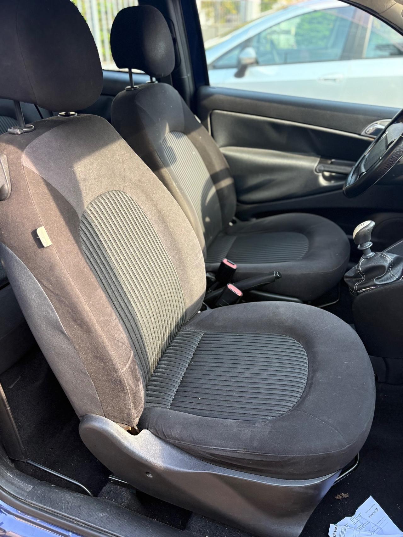 Lancia Ypsilon 1.2 69 CV New Oro