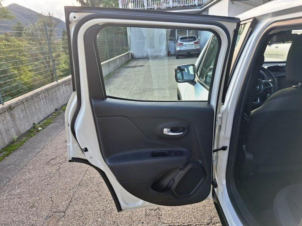 Jeep Renegade 1.6 Mjt 130 CV Longitude