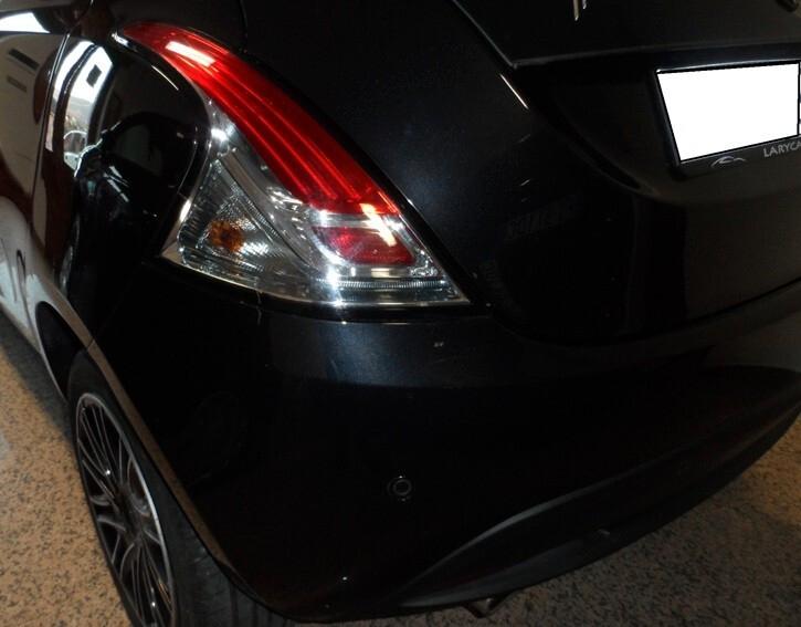 Lancia Ypsilon 1.0 FireFly 70 CV Hybrid Gold