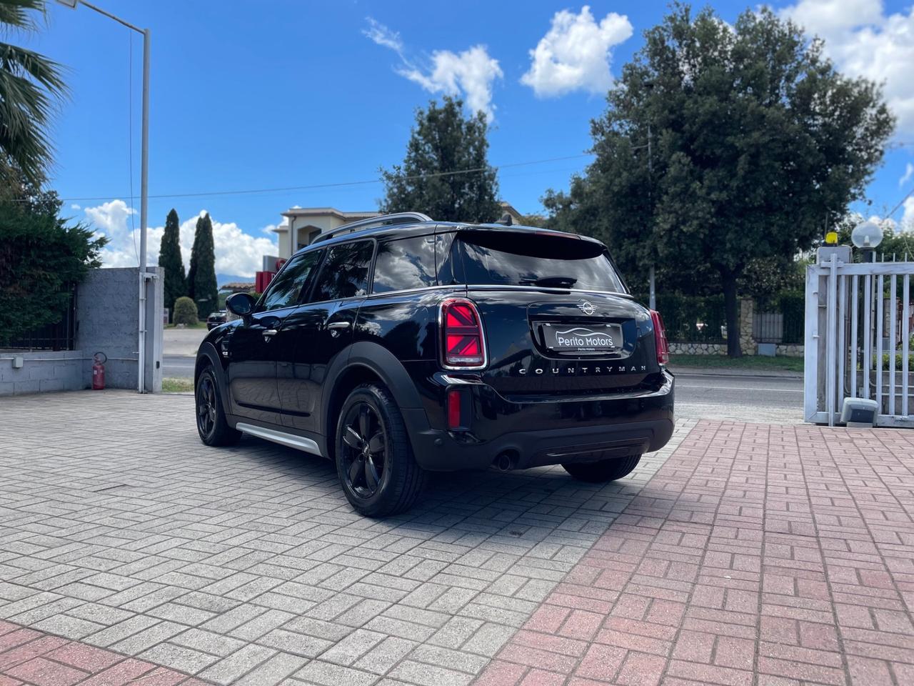 Mini One Countryman Automatica Total Black