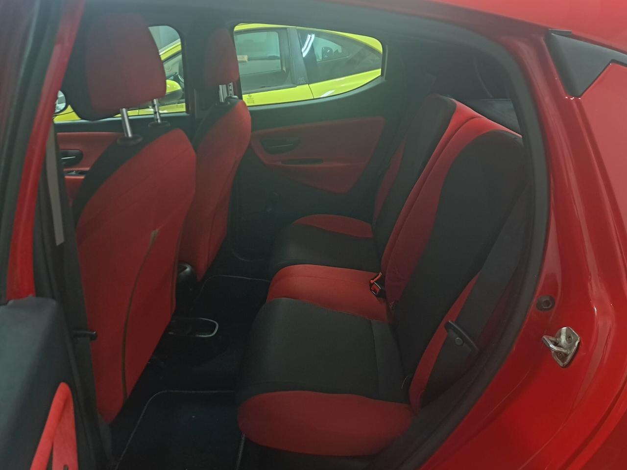 Lancia Ypsilon 0.9 TwinAir 85 CV Metano Ecochic 20