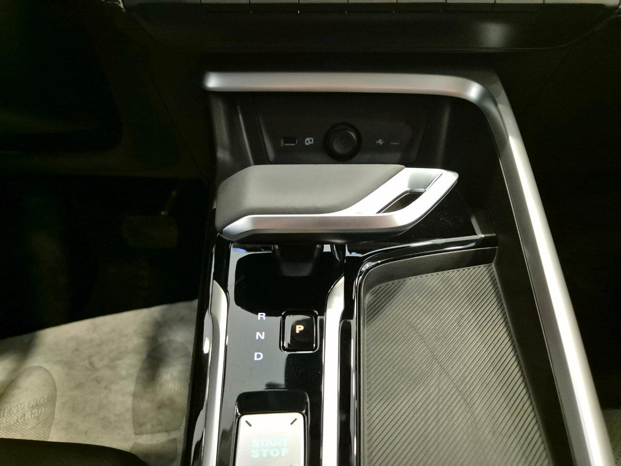 Mg ZS 1.5 hybrid+ Luxury auto IN PROMO - NEOPATENTATI