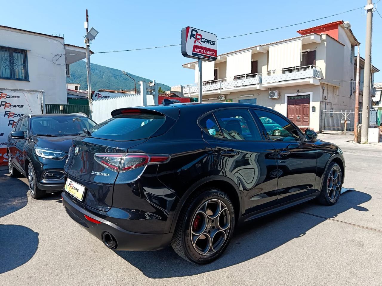 Alfa Romeo Stelvio 2.2 Turbodiesel 210 CV AT8 Q4