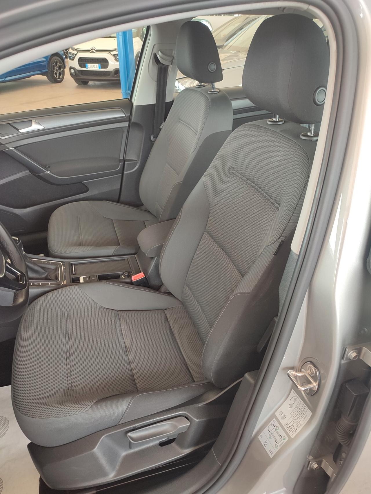 Volkswagen Golf 1.6 TDI 115CV DSG 5p. Business BlueMotion Technology