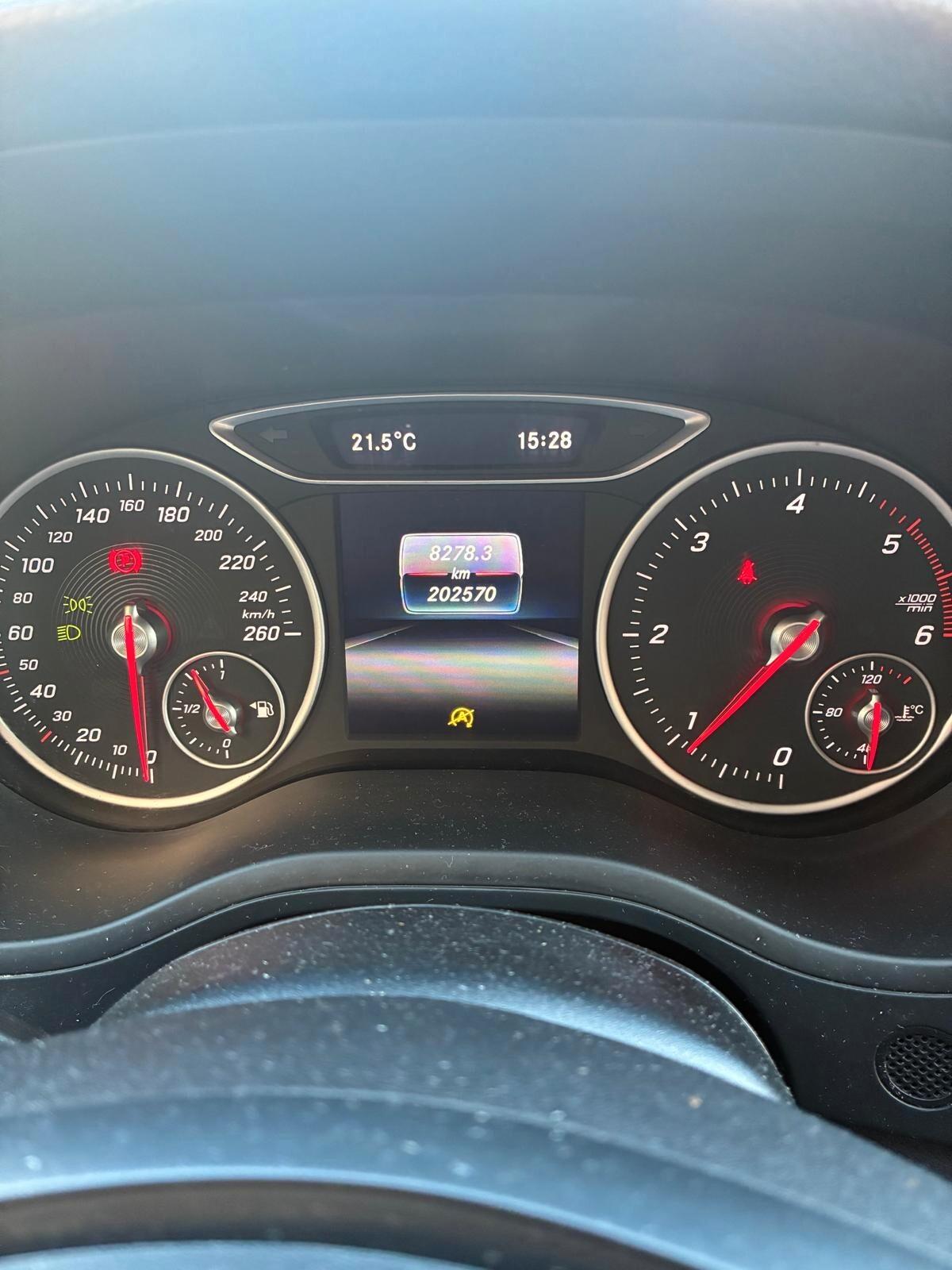 Mercedes-benz B 180 d Premium