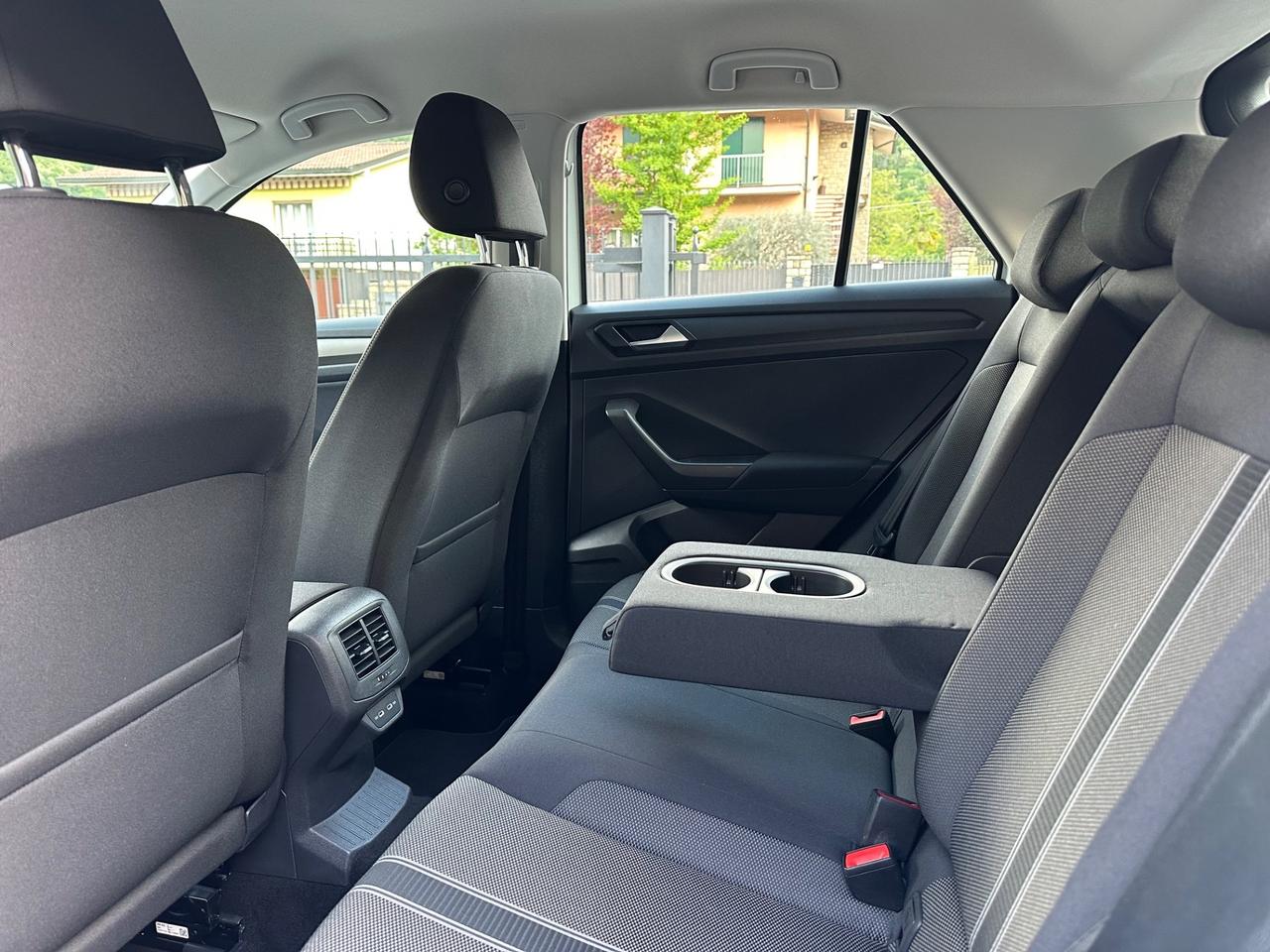 Volkswagen T-Roc 1.0 TSI Business BlueMotion Technology