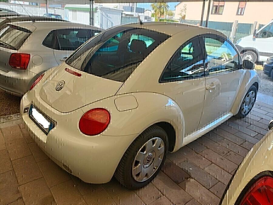 Volkswagen New Beetle 1.6 Miami