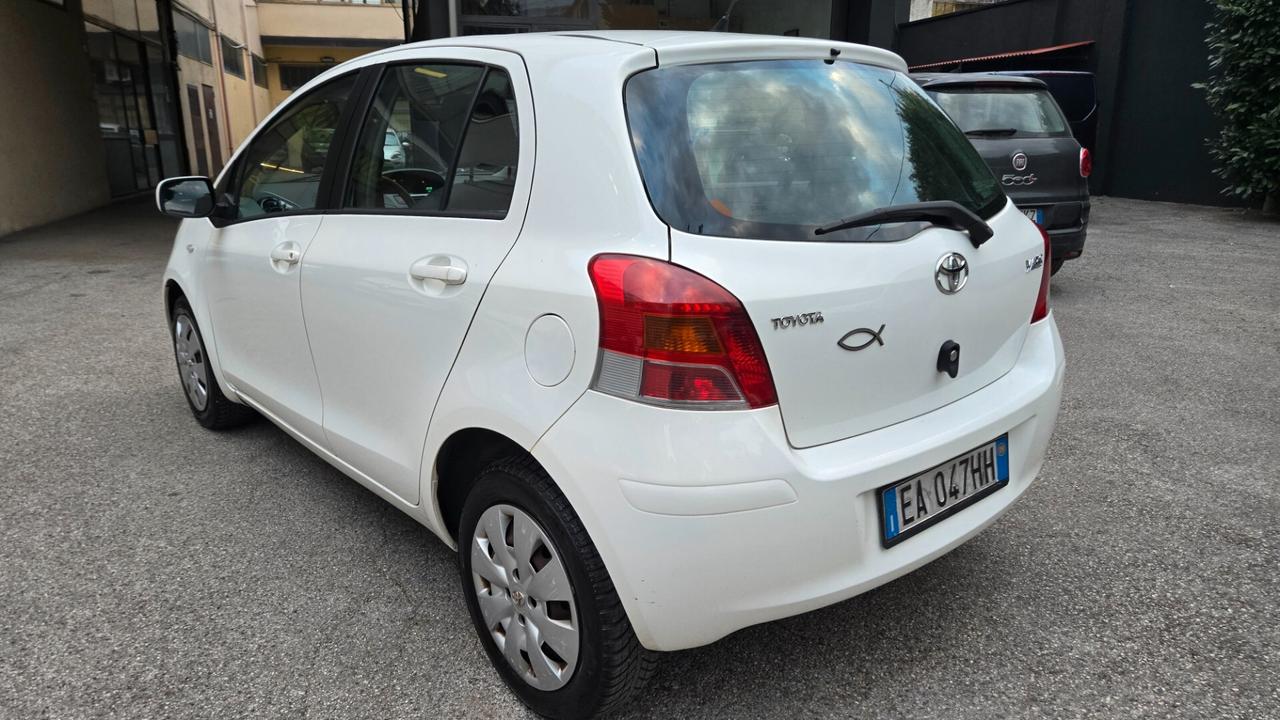 Toyota Yaris 1.3 5 porte Sol