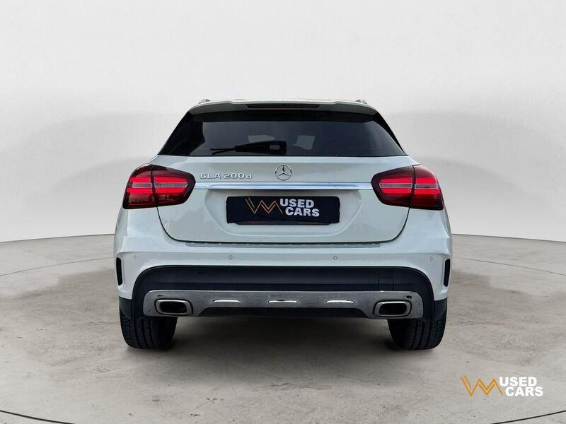 Mercedes-Benz GLA GLA 200 d Automatic Premium