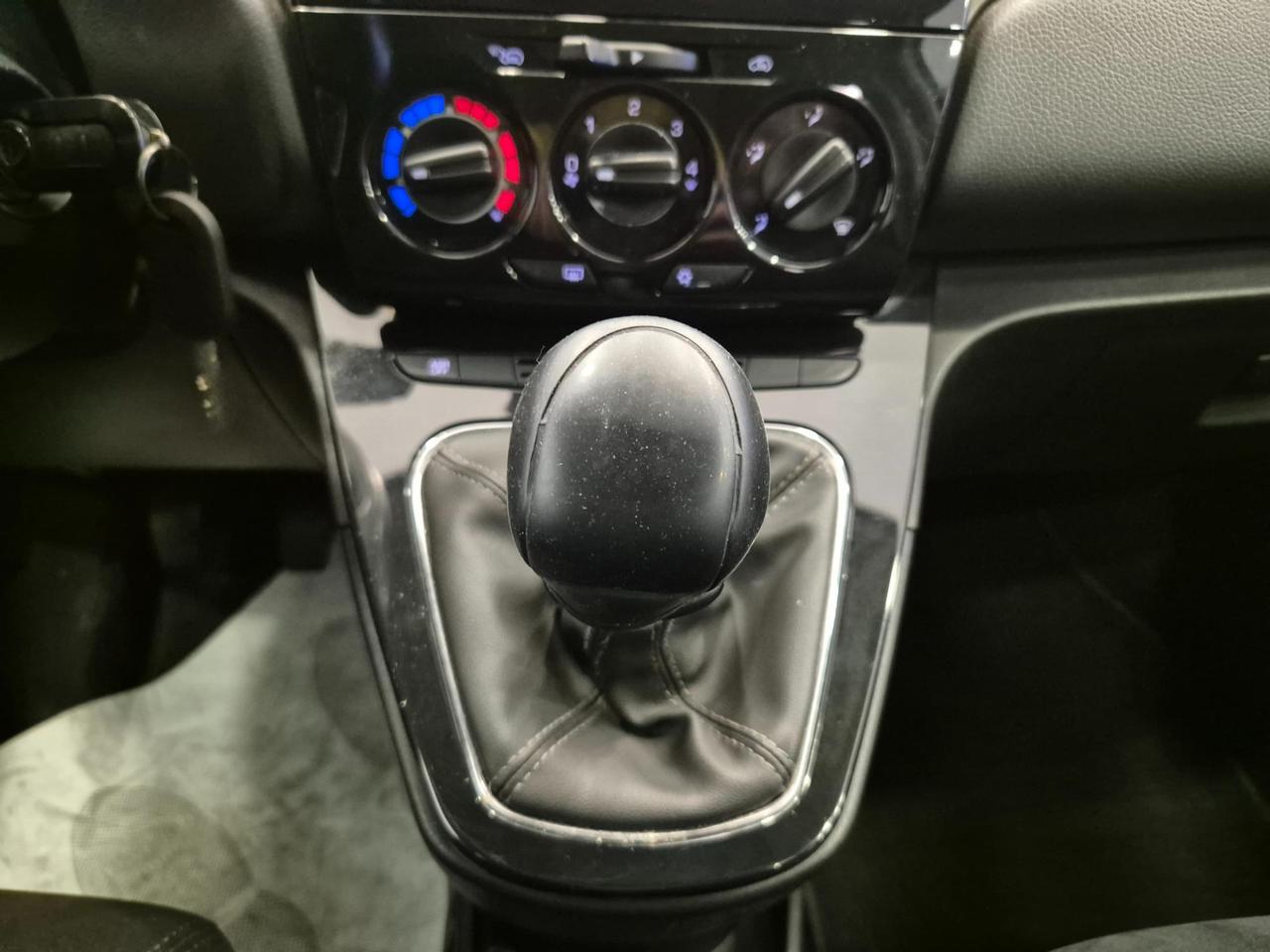 Lancia Ypsilon 5p 1.2 Silver 69cv - NEOPATENTATI - UNIPROPRIETARIO - Clima - Radio CD