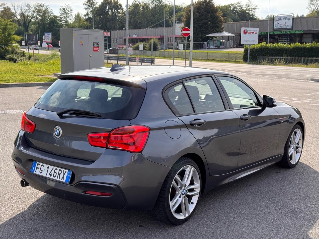 Bmw 116 116d 5p. Msport
