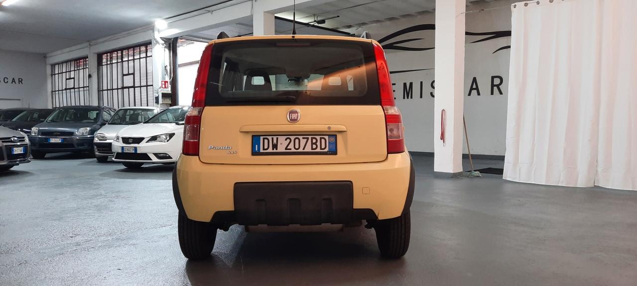 Fiat Panda 1.2 4x4 Climbing
